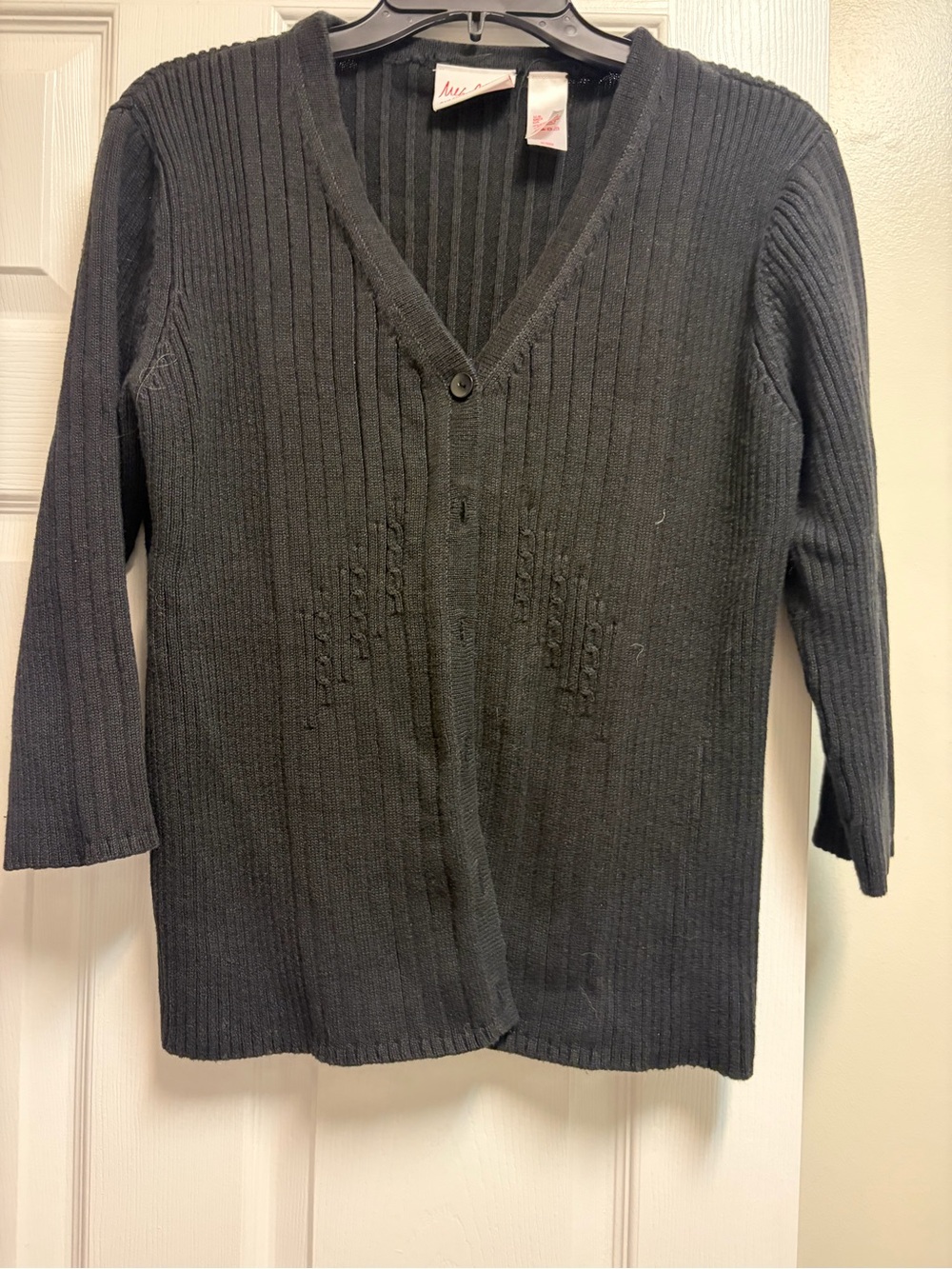Liz Claiborne Black Ribbed V-Neck Cardigan